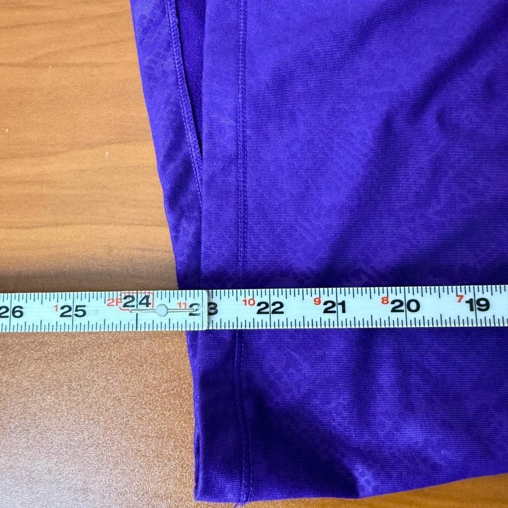 Nike Pro Dri-FIT Womens Purple Snakeskin Quarter Zip Pullover Thumbholes‎ Medium